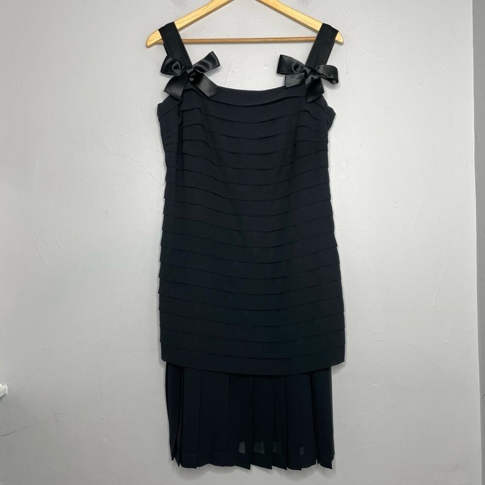 LOUIS FERAUD Vintage Dress Womens Size 12 Black Ruffle Ribbon Bow Pleated German